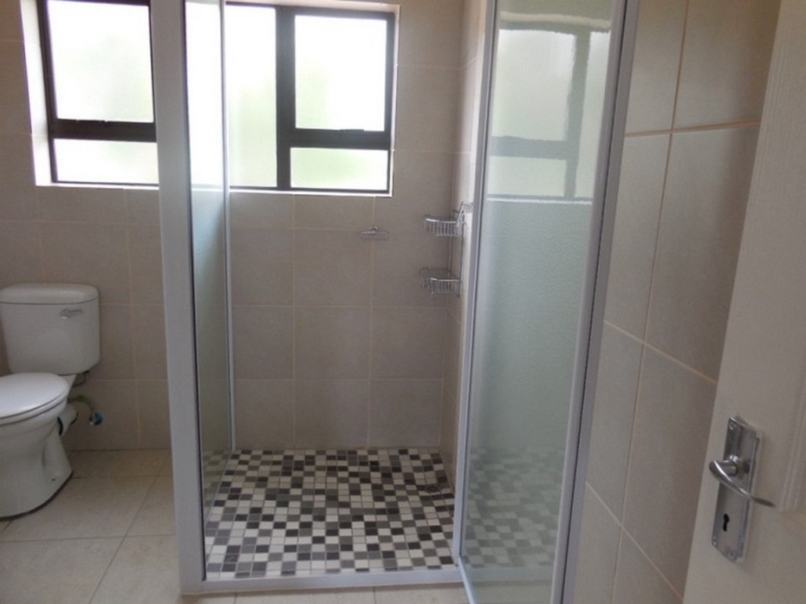 To Let 2 Bedroom Property for Rent in Woodmead Gauteng
