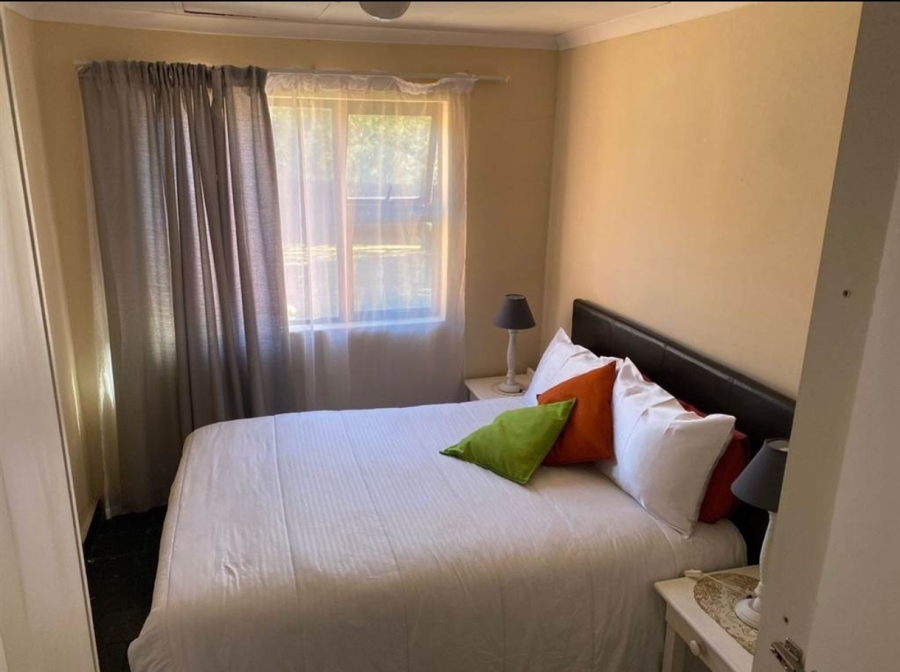 To Let 1 Bedroom Property for Rent in Douglasdale Gauteng