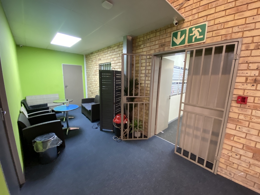 To Let commercial Property for Rent in Randjespark Gauteng