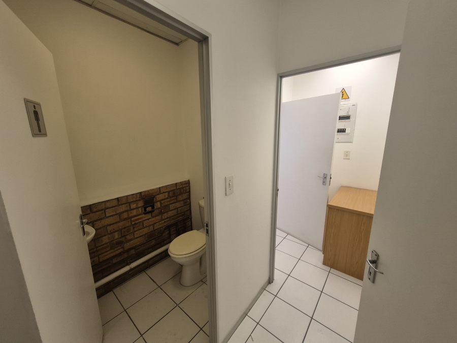 To Let commercial Property for Rent in Elandsfontein Gauteng
