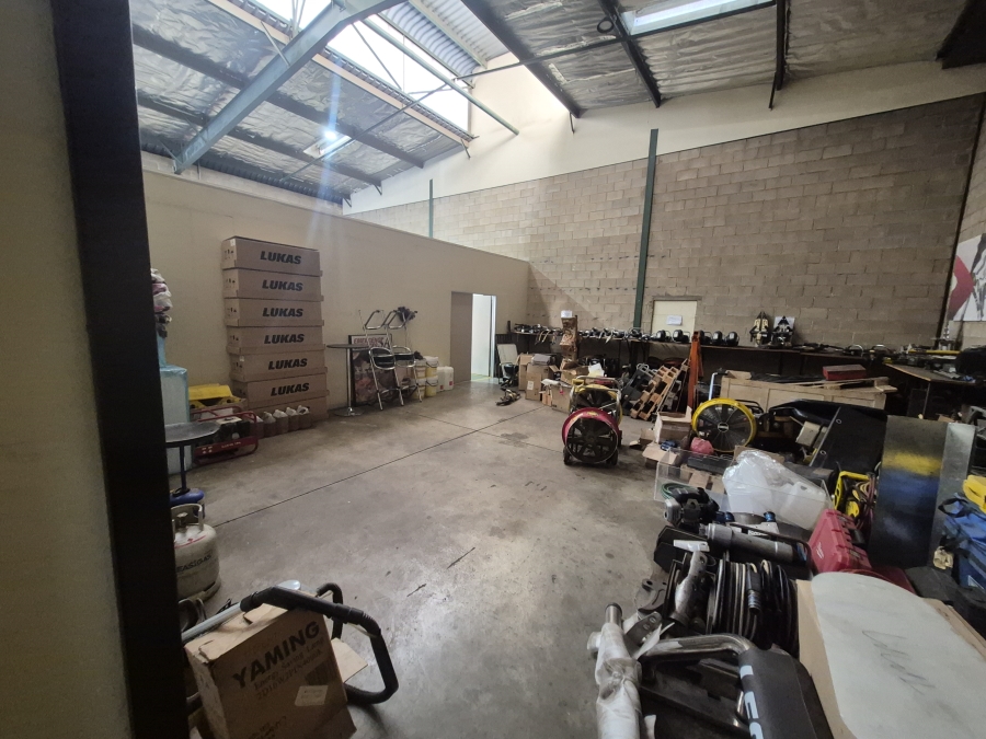 To Let commercial Property for Rent in Meadowdale Gauteng