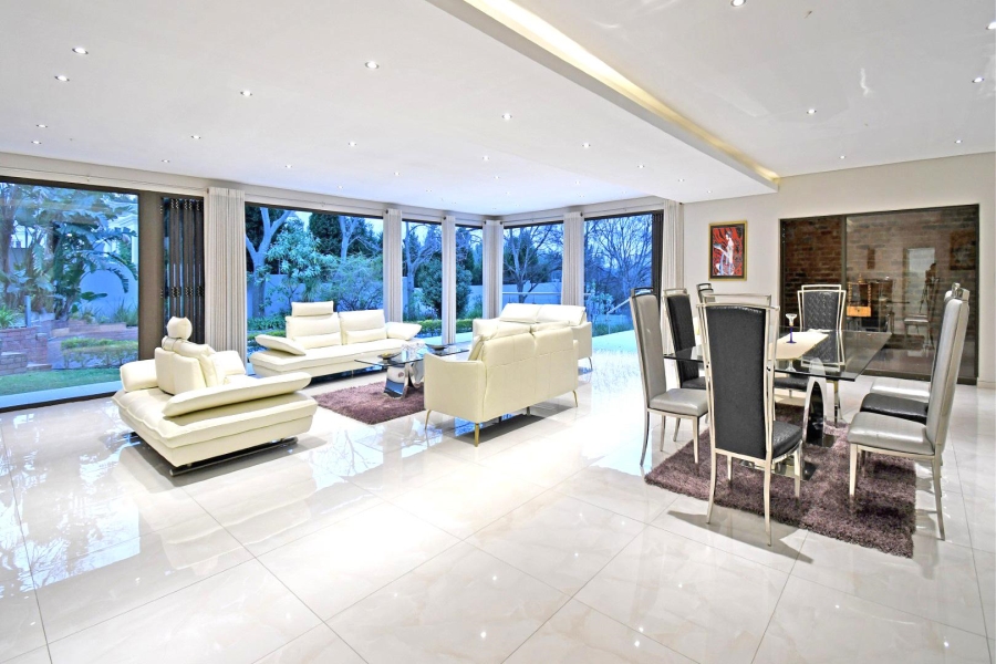 5 Bedroom Property for Sale in Bryanston Gauteng