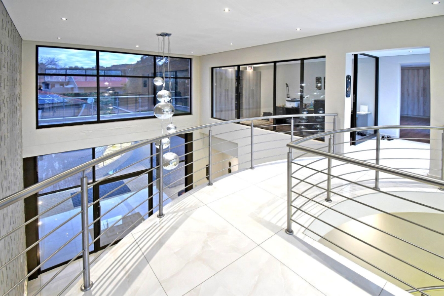 5 Bedroom Property for Sale in Bryanston Gauteng