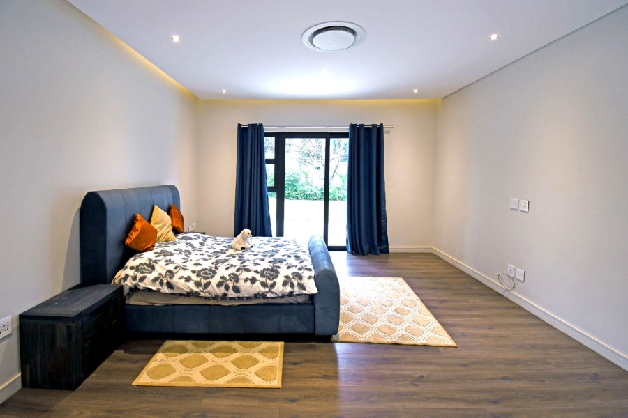 5 Bedroom Property for Sale in Bryanston Gauteng