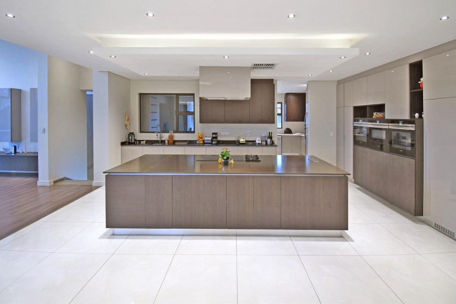 5 Bedroom Property for Sale in Bryanston Gauteng