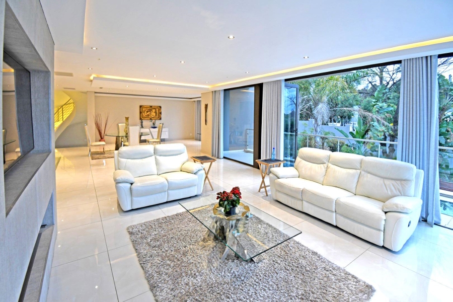 5 Bedroom Property for Sale in Bryanston Gauteng