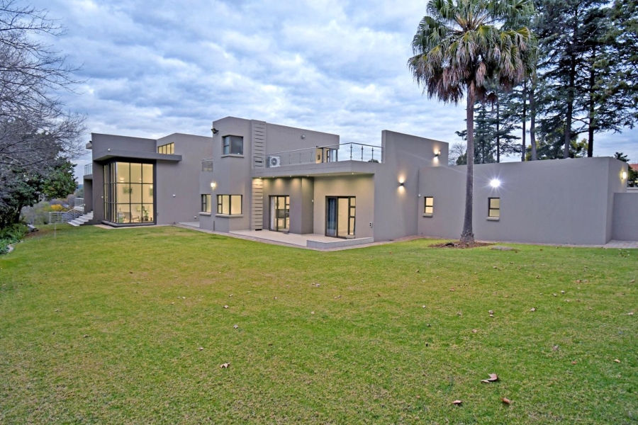 5 Bedroom Property for Sale in Bryanston Gauteng