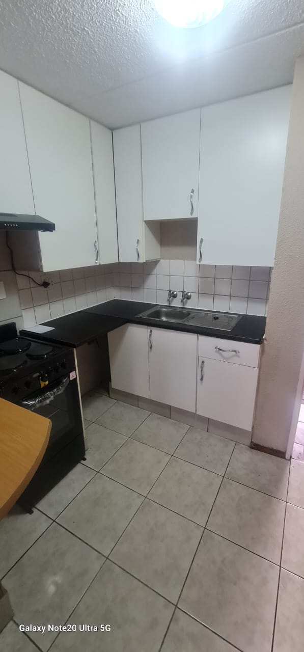 To Let 2 Bedroom Property for Rent in Westdene Gauteng