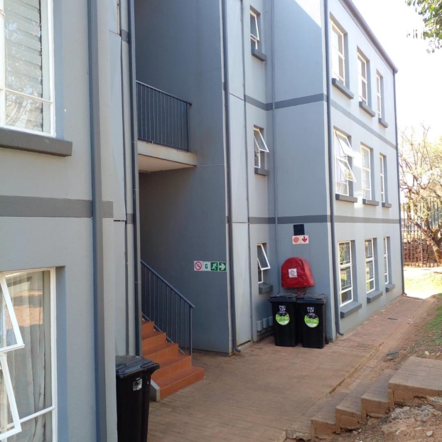 To Let 2 Bedroom Property for Rent in Westdene Gauteng