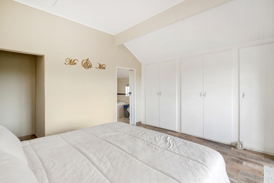 3 Bedroom Property for Sale in Constantia Kloof Gauteng