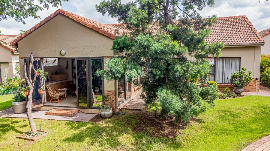 2 Bedroom Property for Sale in Hazeldean Gauteng