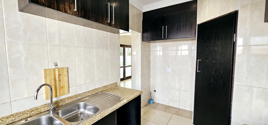 5 Bedroom Property for Sale in Willow Acres Ext 10 Gauteng