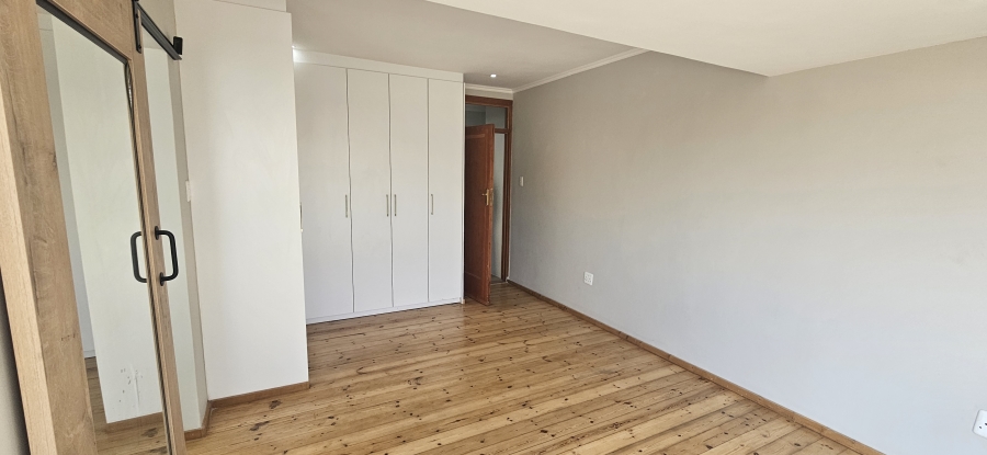 To Let 3 Bedroom Property for Rent in Modderfontein Gauteng