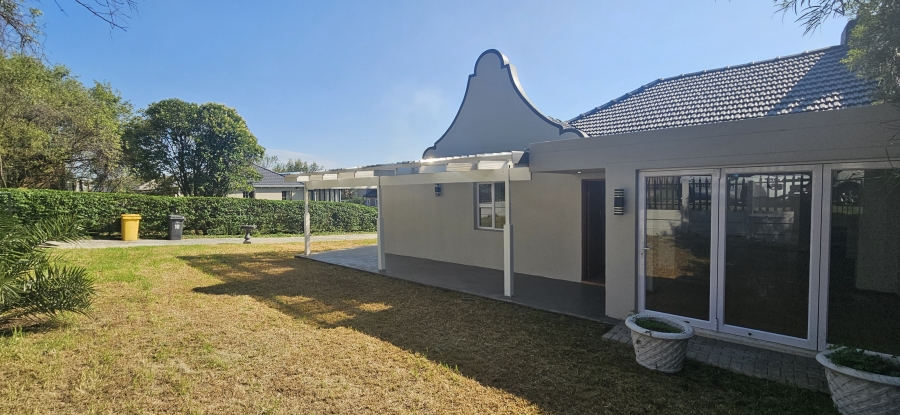 To Let 3 Bedroom Property for Rent in Modderfontein Gauteng