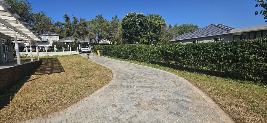 To Let 3 Bedroom Property for Rent in Modderfontein Gauteng