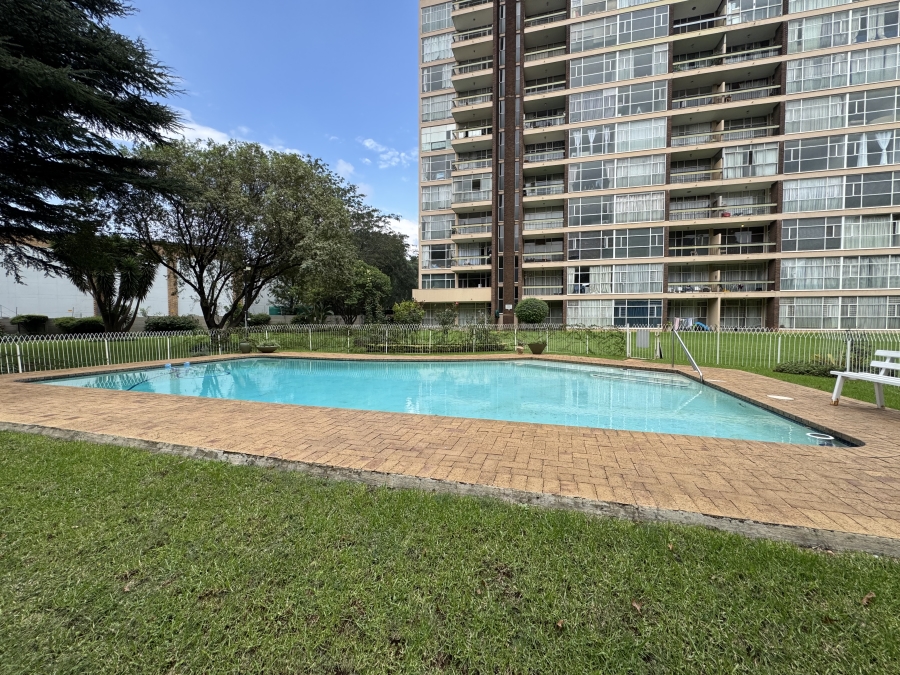 2 Bedroom Property for Sale in Denlee Gauteng