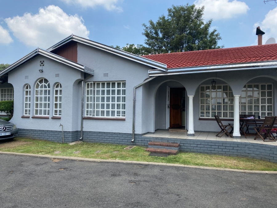 3 Bedroom Property for Sale in Parkrand Gauteng