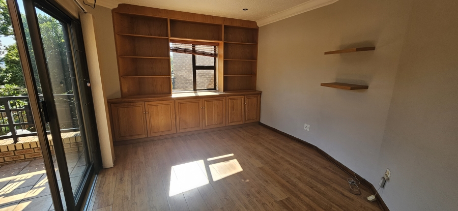 5 Bedroom Property for Sale in Meyersdal Gauteng