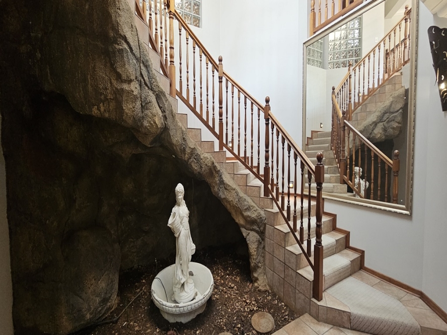 5 Bedroom Property for Sale in Meyersdal Gauteng