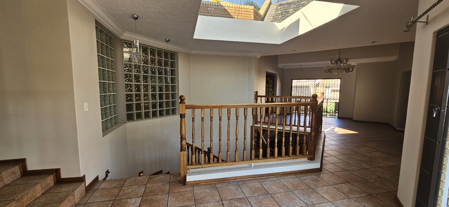 5 Bedroom Property for Sale in Meyersdal Gauteng