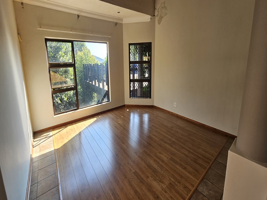 5 Bedroom Property for Sale in Meyersdal Gauteng