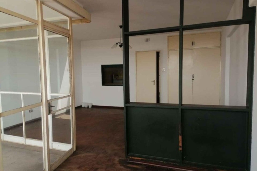 1 Bedroom Property for Sale in Berea Gauteng