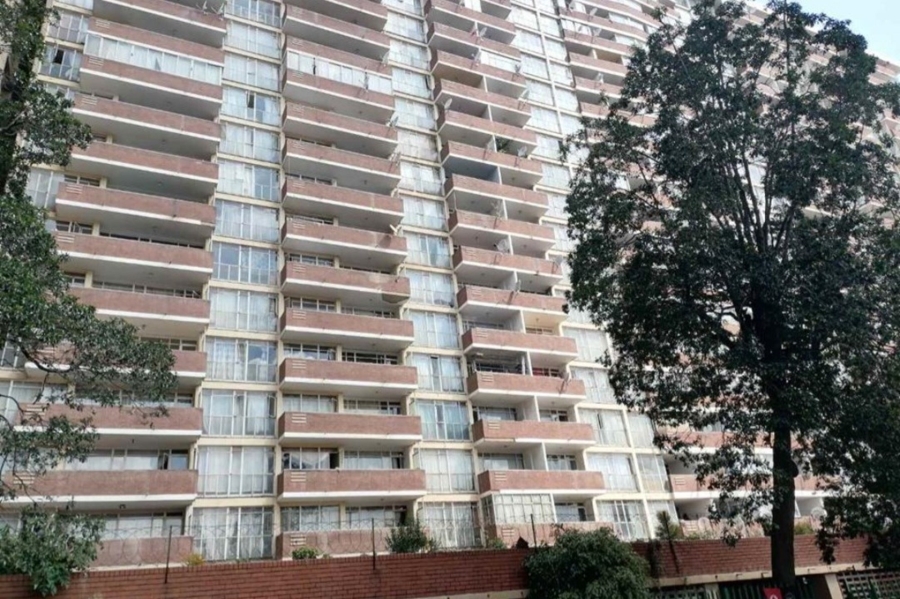 1 Bedroom Property for Sale in Berea Gauteng