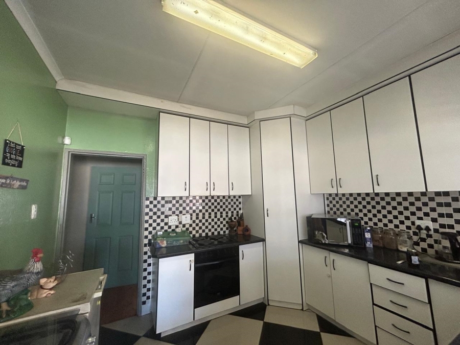 3 Bedroom Property for Sale in Meyerton Central Gauteng
