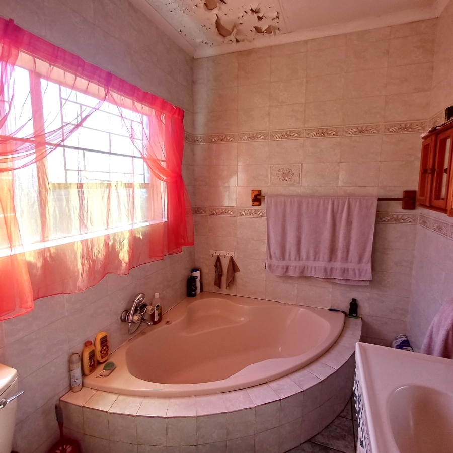 3 Bedroom Property for Sale in Riversdale Gauteng