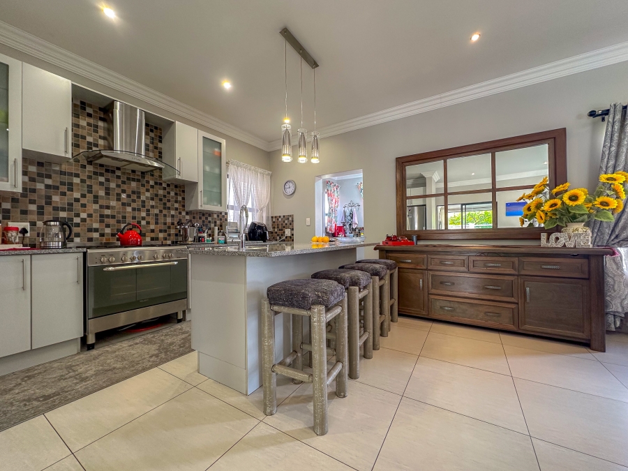 To Let 3 Bedroom Property for Rent in Midstream Hill Gauteng