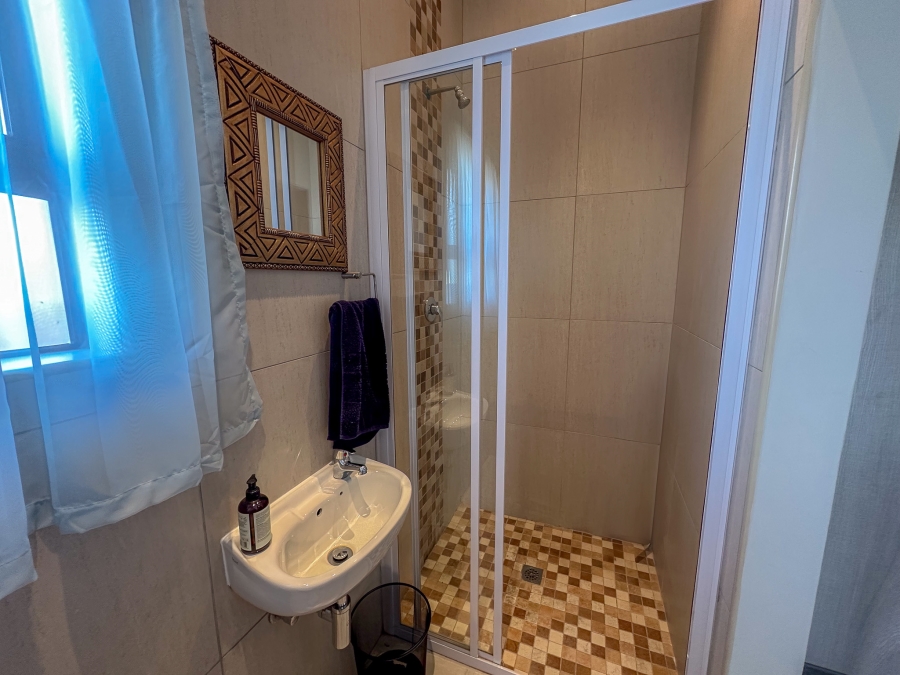 To Let 3 Bedroom Property for Rent in Midstream Hill Gauteng