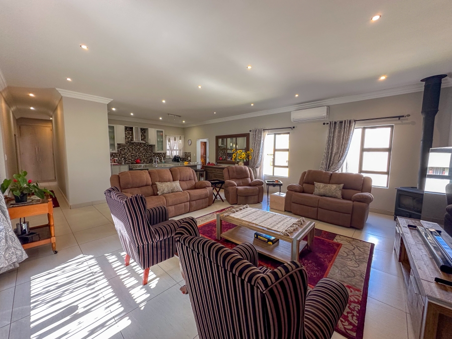 To Let 3 Bedroom Property for Rent in Midstream Hill Gauteng