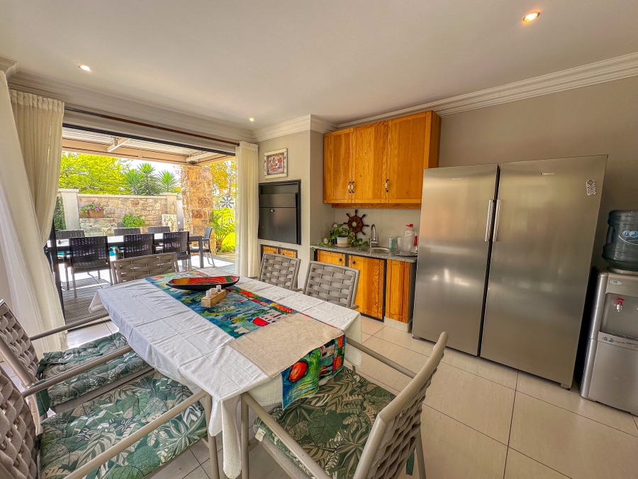 To Let 3 Bedroom Property for Rent in Midstream Hill Gauteng