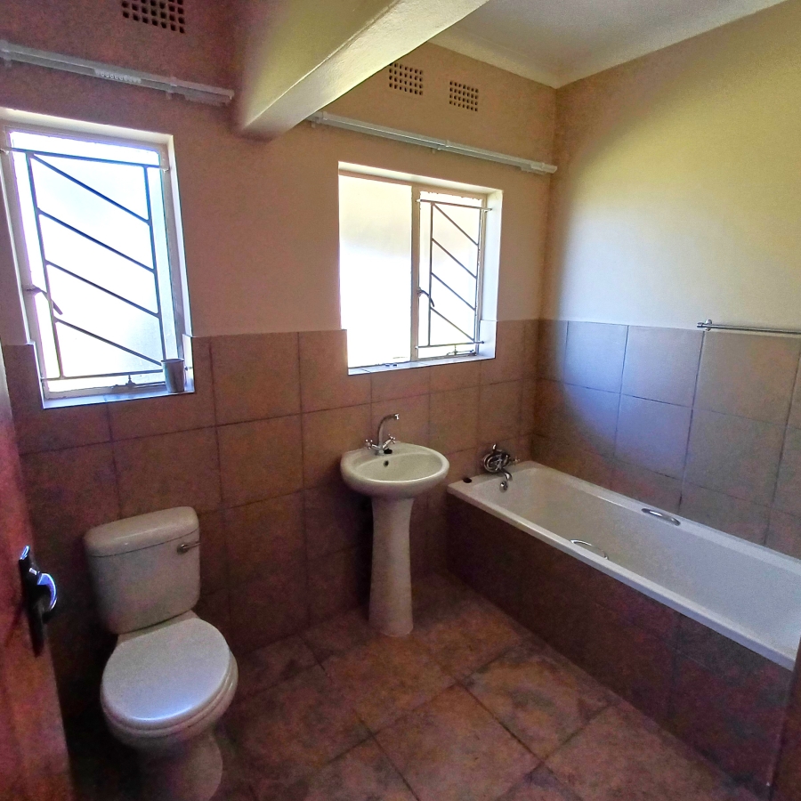 3 Bedroom Property for Sale in Boltonwold Gauteng