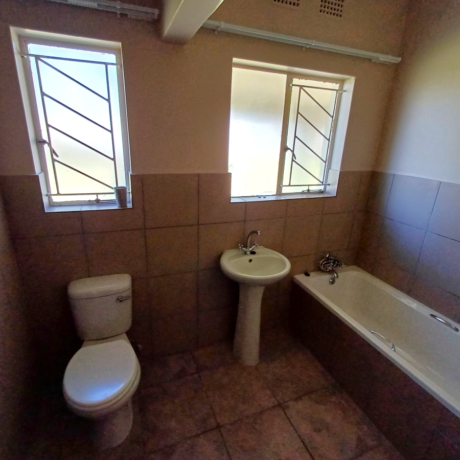 3 Bedroom Property for Sale in Boltonwold Gauteng