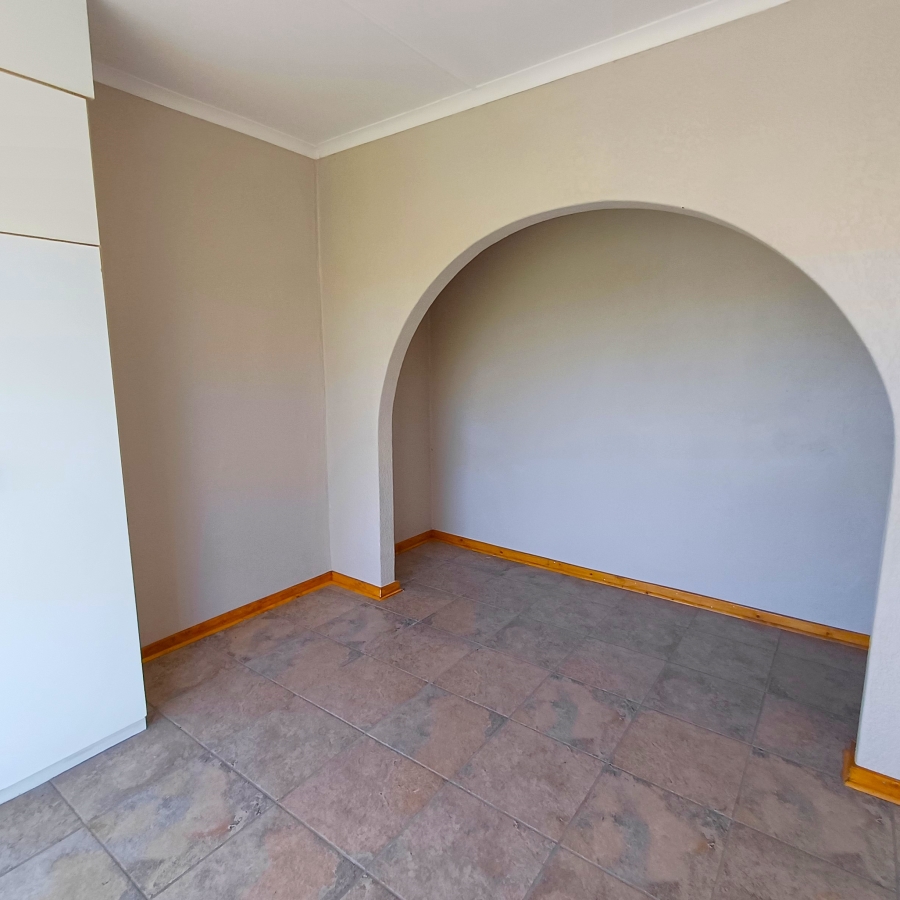 3 Bedroom Property for Sale in Boltonwold Gauteng
