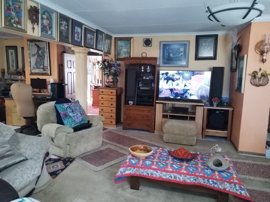 3 Bedroom Property for Sale in Van Riebeeck Park Gauteng