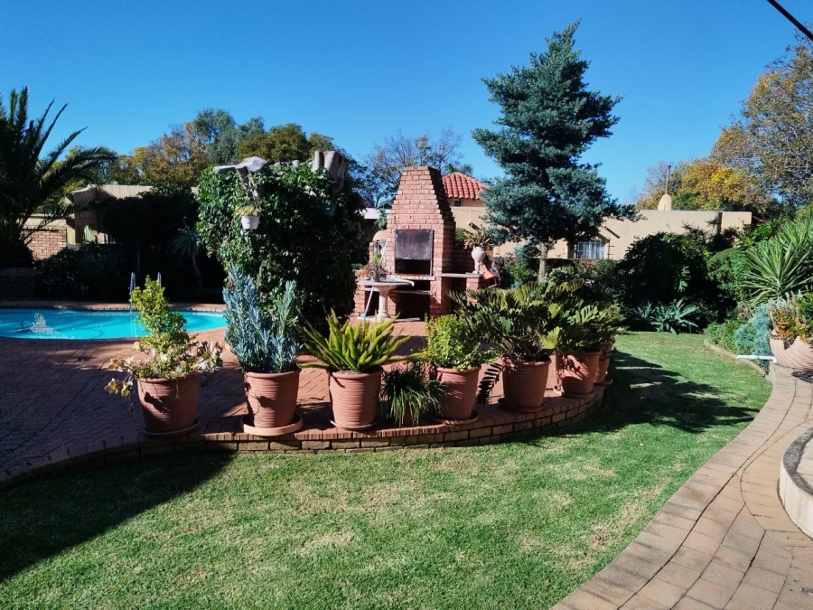 3 Bedroom Property for Sale in Van Riebeeck Park Gauteng