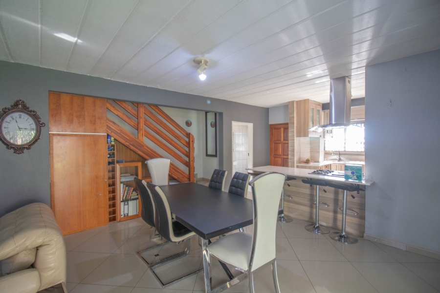4 Bedroom Property for Sale in Halfway Gardens Gauteng