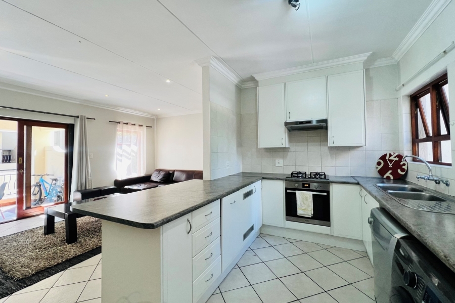 To Let 3 Bedroom Property for Rent in Bryanston Gauteng
