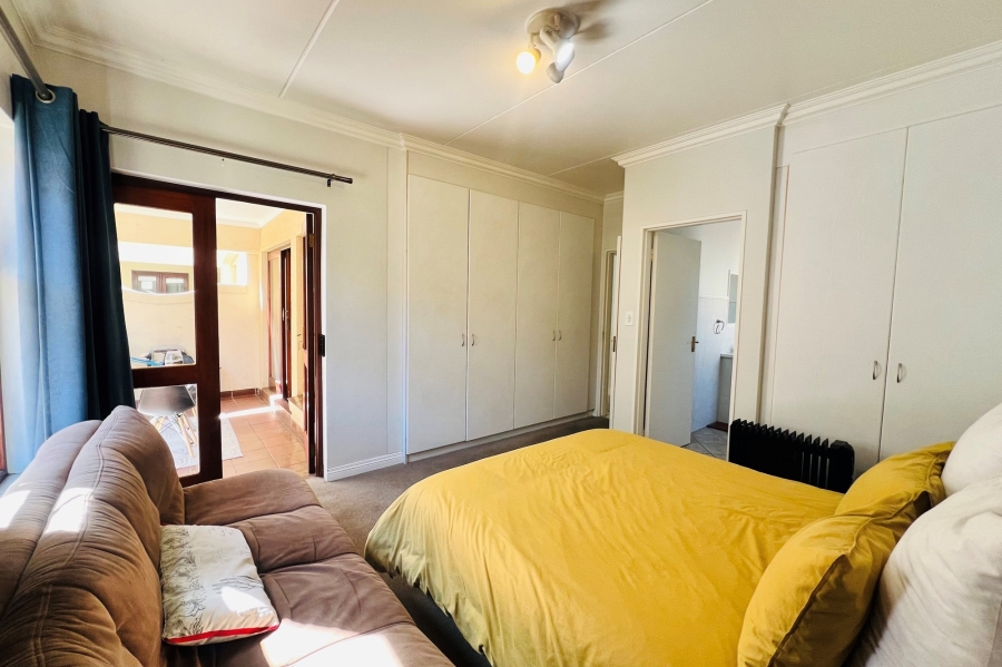 To Let 3 Bedroom Property for Rent in Bryanston Gauteng