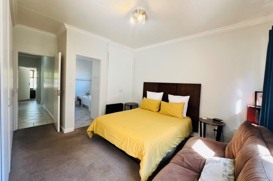To Let 3 Bedroom Property for Rent in Bryanston Gauteng