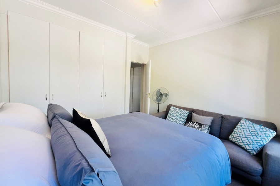 To Let 3 Bedroom Property for Rent in Bryanston Gauteng