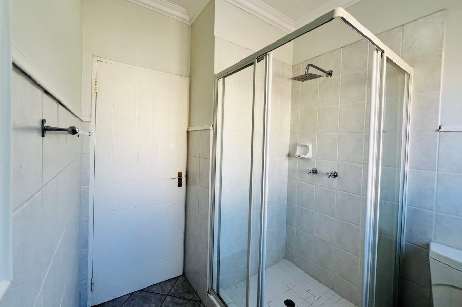 To Let 3 Bedroom Property for Rent in Bryanston Gauteng