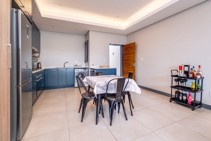 To Let 2 Bedroom Property for Rent in Bryanston Gauteng