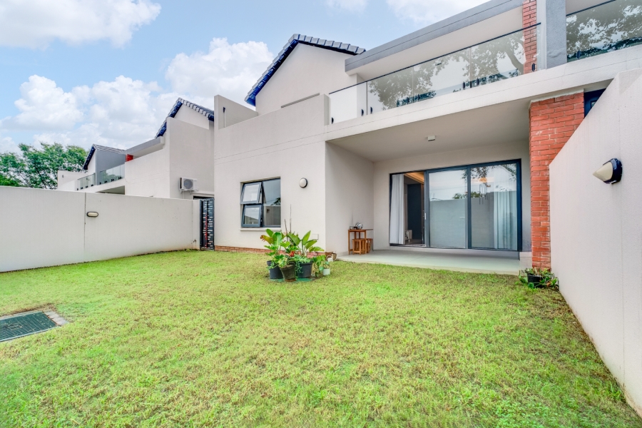 To Let 2 Bedroom Property for Rent in Bryanston Gauteng