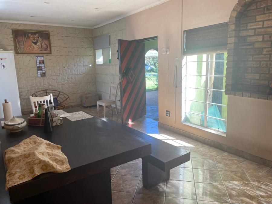 4 Bedroom Property for Sale in Witpoortjie Gauteng
