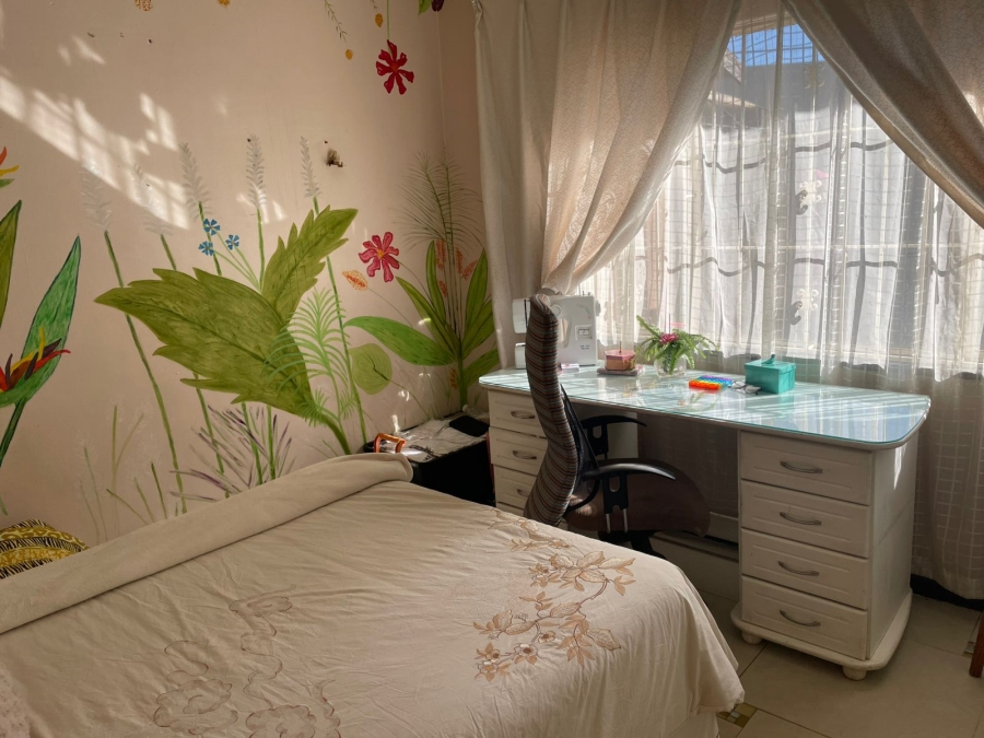 3 Bedroom Property for Sale in Witpoortjie Gauteng
