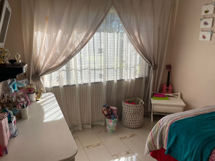 3 Bedroom Property for Sale in Witpoortjie Gauteng