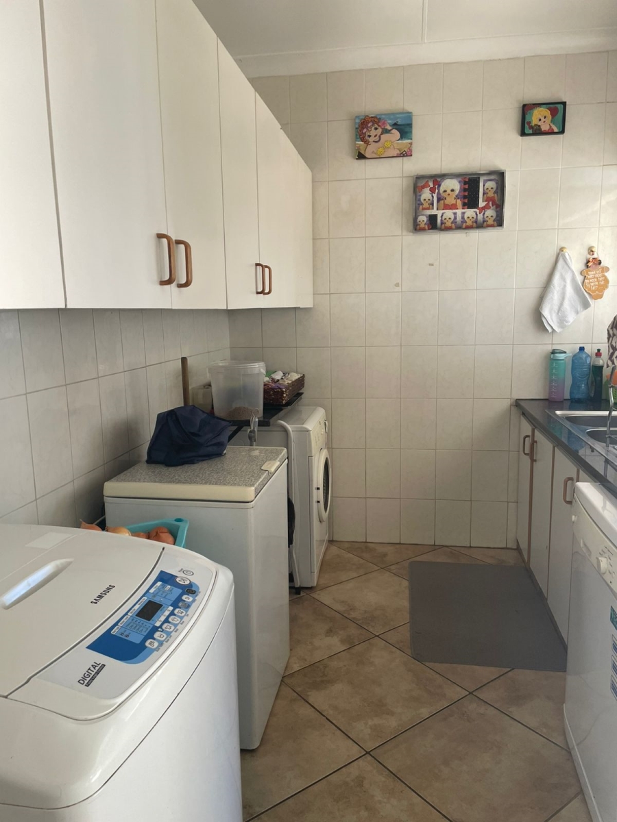 3 Bedroom Property for Sale in Witpoortjie Gauteng